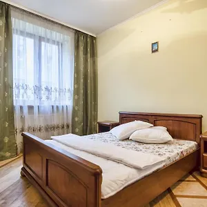Hnatuka Center , Львов Украина