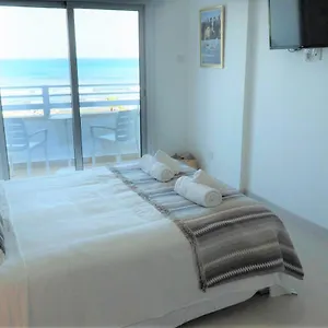 Seaview Luxury , Ларнака Кипр